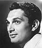 Robert Alda: better looking and more suave than his son